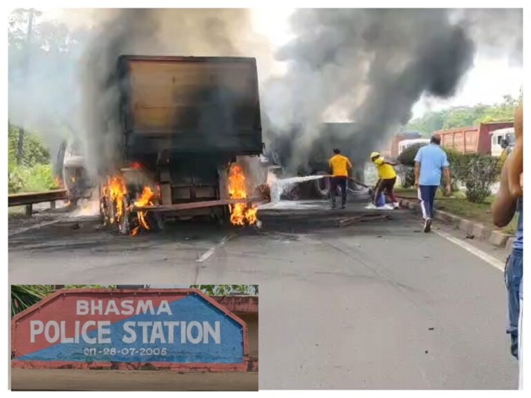 Odisha Road Accident: हाईवे पर दो ट्रकों की भीषण टक्कर के बाद लगी आग, दोनों चालकों की दर्दनाक मौत