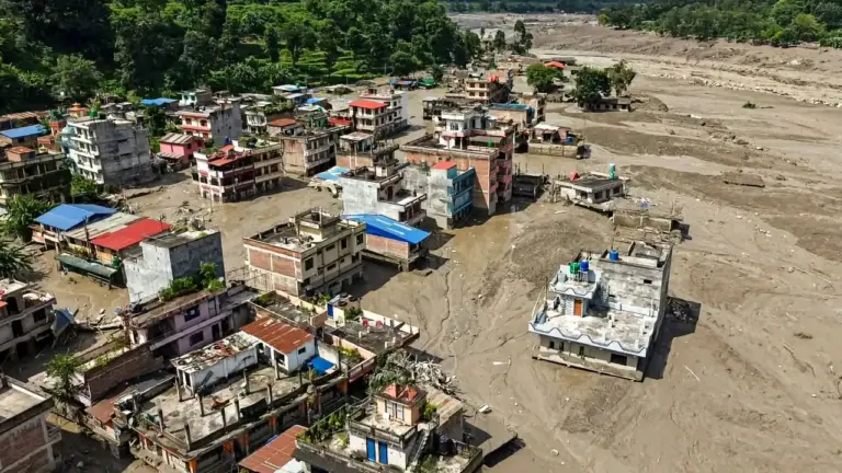 नेपाल में जल प्रलय से हाहाकार! बह गए घर, सड़क और पुल, 160 से ज्यादा मौतें; 750 से अधिक लोग लापता, 133 भारतीय भी शामिल