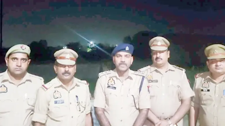 गाजियाबाद में पुलिस और बदमाशों की मुठभेड़, फायरिंग के बाद एक के पैर में लगी गोली; चेन लूट के 78 हजार रुपये समेत हथियार बरामद