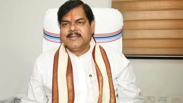 बिहार के सरकारी स्कूलों के लिए बड़ा फैसला: अब शनिवार को रहेगा हाफ-डे, शिक्षकों के ट्रांसफर और चिंतन शिविर पर भी अहम घोषणा