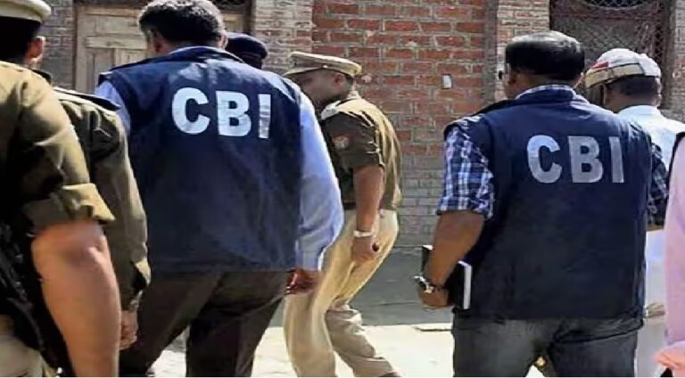 हावड़ा के होटल में CBI का बड़ा ट्रैप, RDSO के दो अधिकारी 4 लाख की रिश्वत लेते पकड़े गए; 4 आरोपी गिरफ्तार