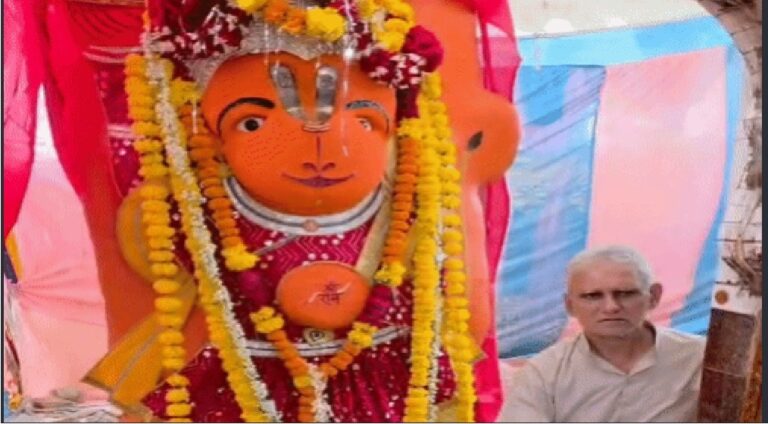 उज्जैन में 170 साल पुराने खड़े हनुमान मंदिर पर निगम की कार्रवाई, मूर्ति हटाने की कोशिश हुई नाकाम; पुरातत्व विभाग की चेतावनी से बढ़ी मुश्किल